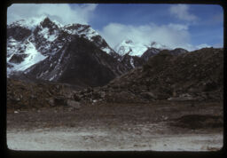 sagarmatha  chuchuroko kshetra (सगरमाथा हिमाल चुचुराको क्षेत्र / mount Everest region high peaks)
