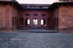 Akbar's Palace Ankh Michauli