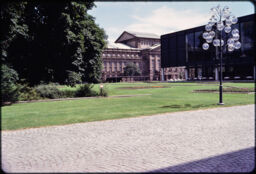 Paving and landscaping in the city's central gardens (Central Stuttgart, Stuttgart, DE)