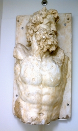 Pergamon Frieze, Giant