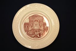 Wedgwood china (University of Pennsylvania Bicentennial, 1940), plate depicting Museum Porch