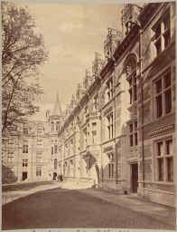 Cambridge. Gonville and Caius College, First Court (or Tree Court) 