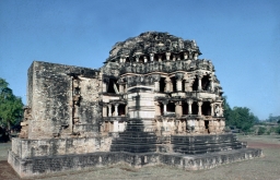 Fort Sas Bahu Temple Sas Temple