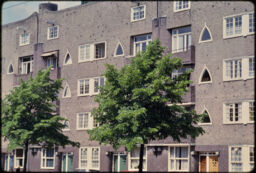 Five-story residential building on the north side of the Vrijheids Laan (Amsterdam, NL)