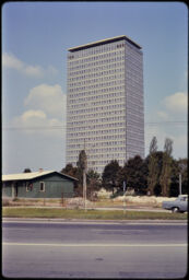 High-rise tower (Novi Beograd, Belgrade, RS)