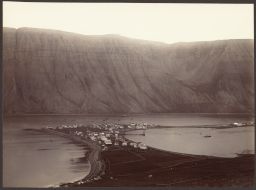 Ísafjörður, from the hill 