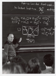 Professor Roald Hoffmann lectures to one of his chemistry classes
