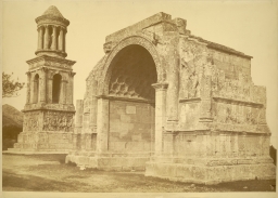 Saint-Rémy. Roman triumphal arch and monument      