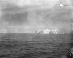 Iceberg off coast of Upper Nugssuak Peninsula
