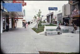Street furniture and public art in downtown pedestrian mall (Waterfront Area, Sacramento, California, USA)