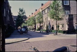 Brick-paved residential lane (Amsterdam, NL)