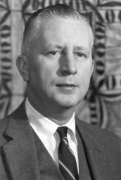 Donald Kinney Angell (1906-1980), 1930 B.S. in Economics, portrait photograph