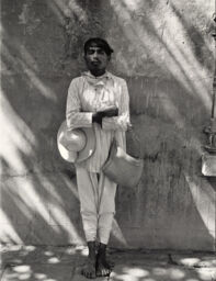 Señor de Papantla (The Man from Papantla), from the portfolio Photographs by Manuel Álvarez Bravo