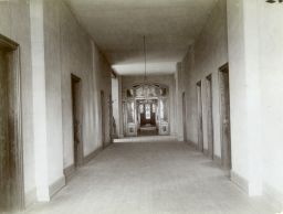College Hall (built 1871-1872, Thomas Webb Richards, architect), interior, main corridor
