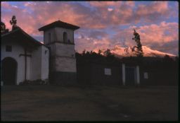 Quiet sunset in Vicos