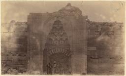 Haynes in Anatolia, 1884 and 1887: View of portal, Sultan Han