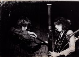 Photograph of Lindsay Cooper and Annemarie Roelofs performing