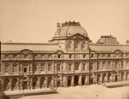 Cour du Louvre 