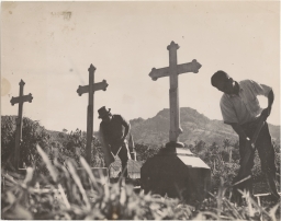 Minahasa (Sulawesi Utara, Indonesia). Douwes Dekker Photograph of Death Rituals