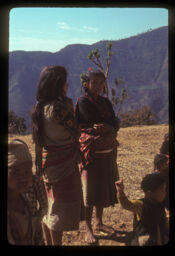 Chhetu herdai Mahilaharu (छोचु हेर्दै माहिलाहरु / Women observing Tshetsu festival)