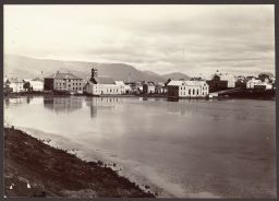 Reykjavík from the Tjörn 