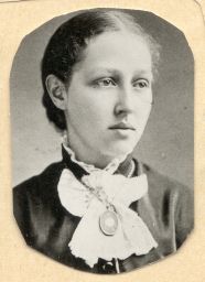 Gertrude Klein Pierce Easby (1859-1953), Cert. of Prof. 1878, portrait photograph