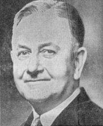Roy Frank Larson (1893-1973), B.S. 1923, portrait photograph