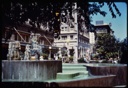 Public fountains in pedestrian mall (Fresno, California, USA)
