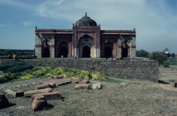 Purana Qila Qila-I-Kohna Masjid