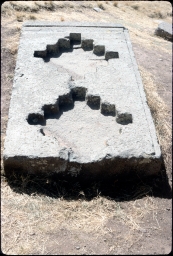 Cruz Escalonada Tiwanaku